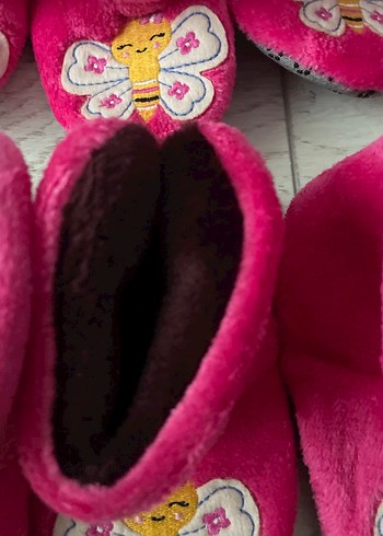 Pembe Kelebek Nakışlı Kız Çocuk panduf - Görsel 3