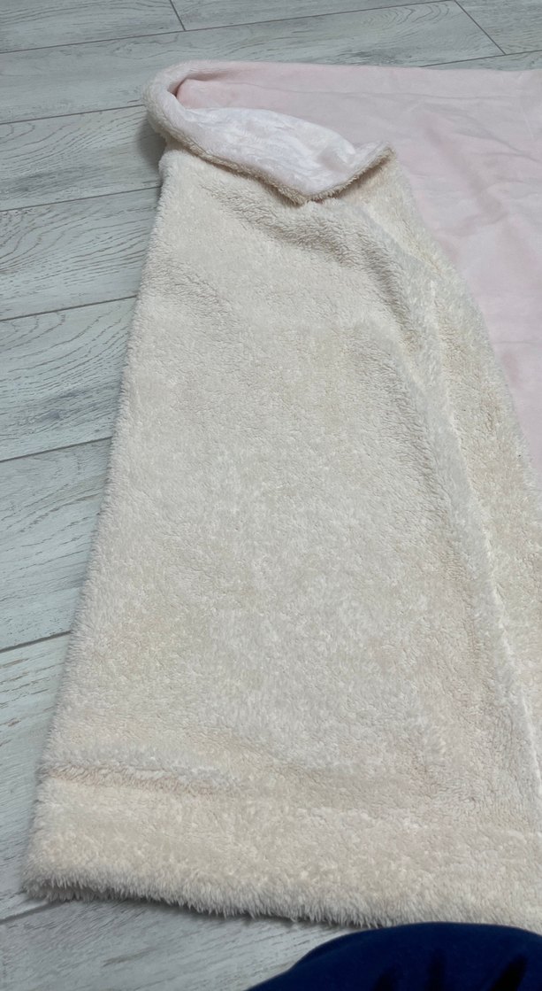 Nakışlı Beyaz Çocuk Battaniyesi - Görsel 2