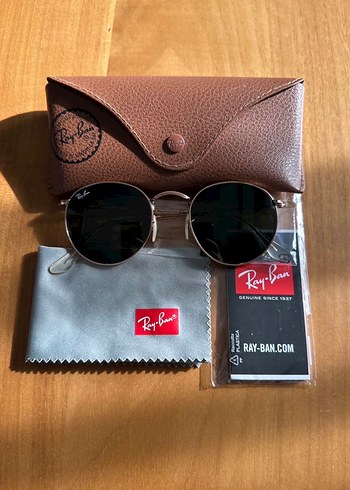 Ray Ban