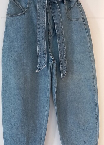 34 Beden mavi Renk ORİJİNAL ZARA JEAN