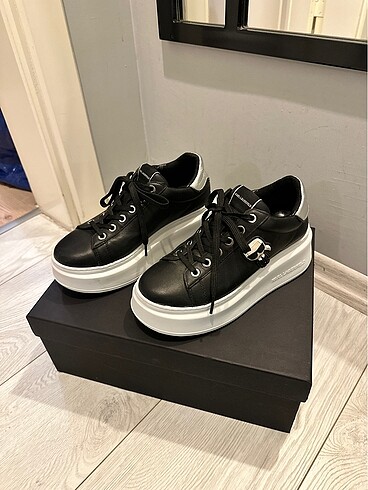 Karl Lagerfeld spor ayakkabı