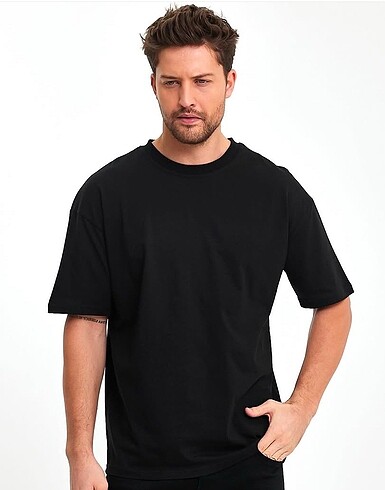 m Beden Basic Oversize Siyah Tshirt