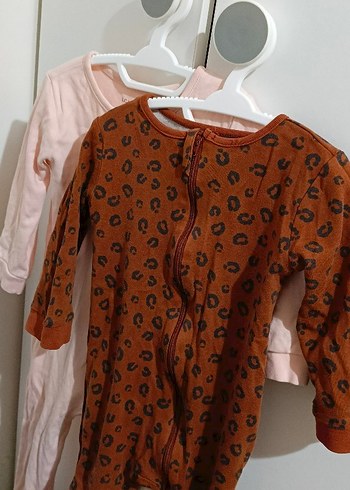 LC Waikiki Kız Çocuk Leopar Desenli Fermuarlı Pijama tulum