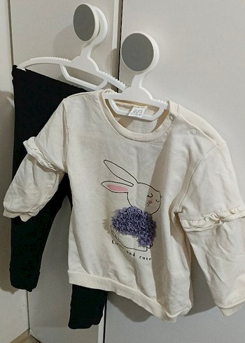 Uzun Kollu Tavşan Desenli Bebek Kız Takımı