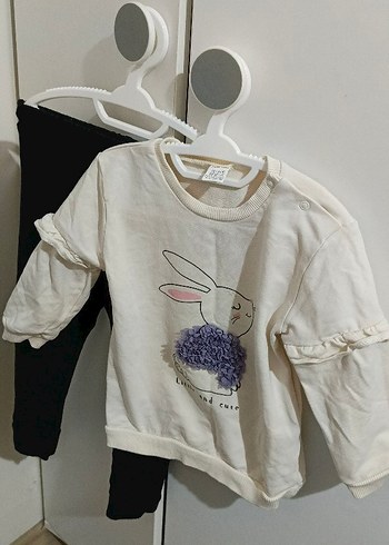1,5 Yaş Beden Uzun Kollu Tavşan Desenli Bebek Kız Takımı