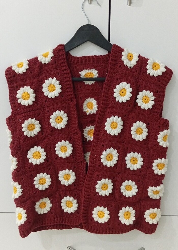 Papatya motifli crop yelek - Görsel 5