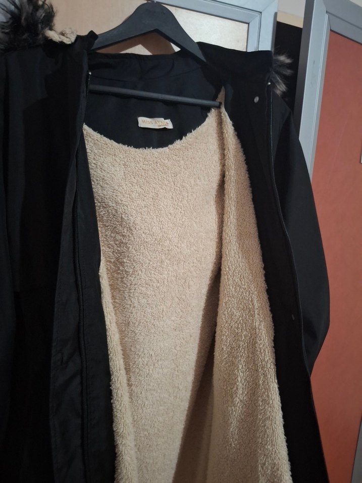 Siyah Uzun Kadın Mont Kapüşonlu - Görsel 3