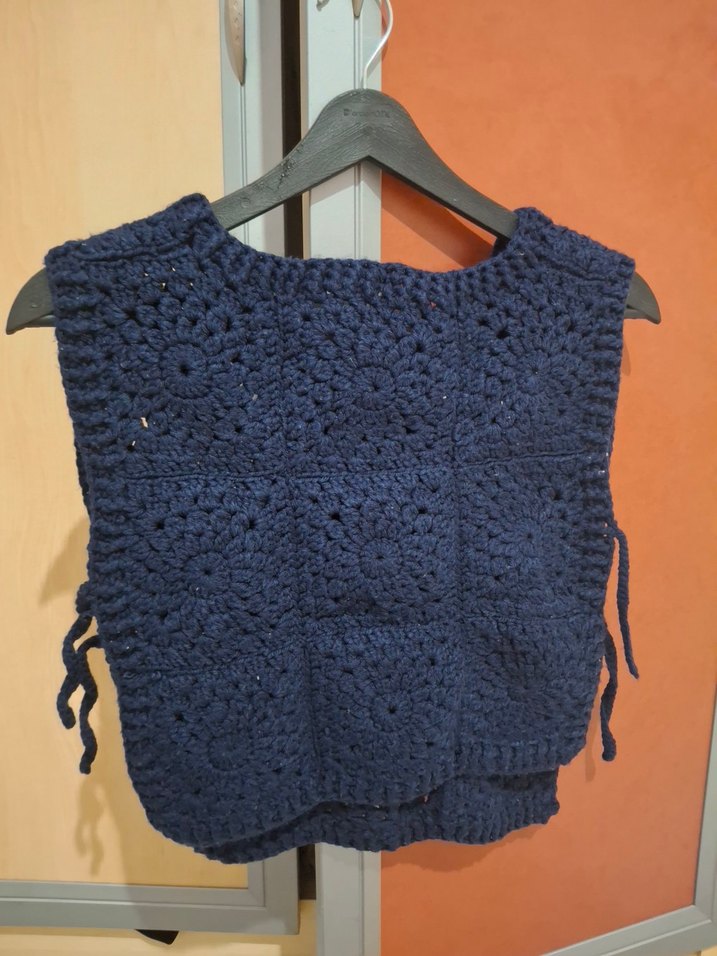 Kadın Lacivert Örgü Kolsuz Süveter - Görsel 2