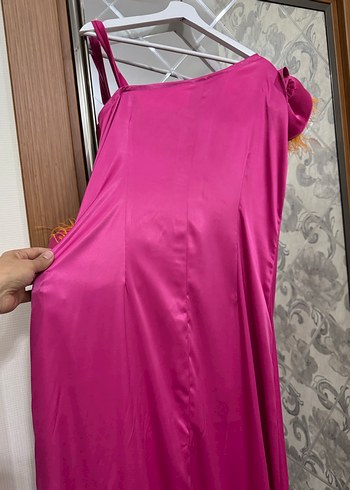 Pembe Uzun Askılı Fırfırlı Kadın Abiye Elbise - Görsel 6