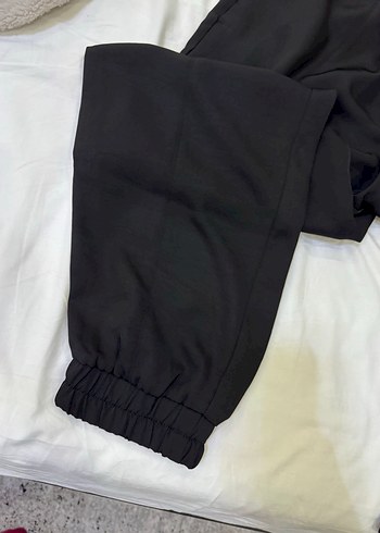 Siyah Rahat Kesim Kadın Pantolon - Görsel 3