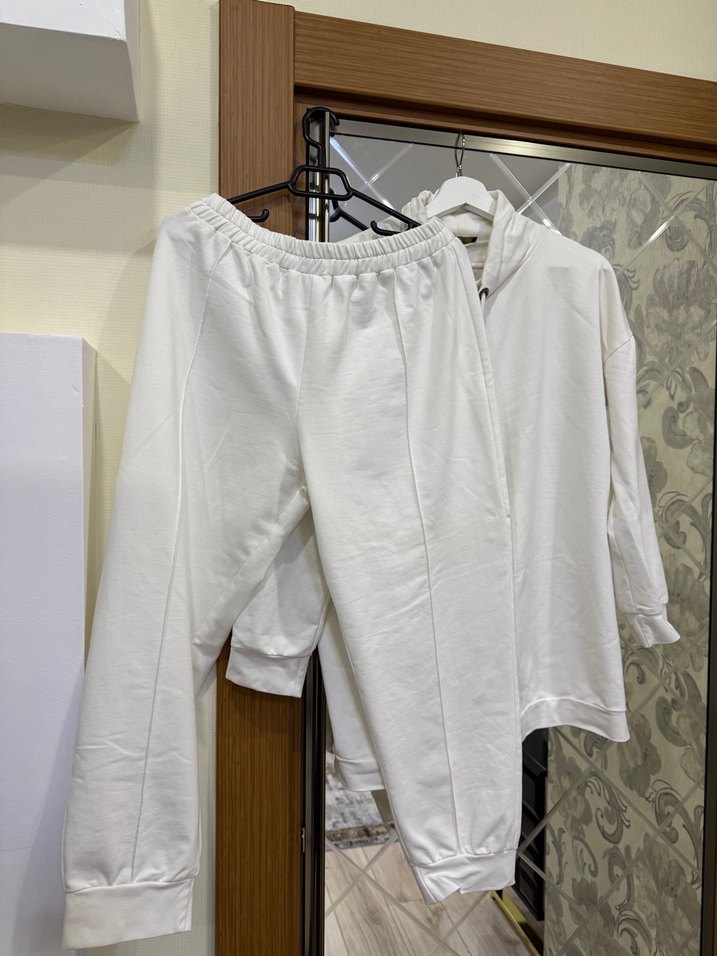 Kadın Beyaz Rahat Kesim Eşofman takımı - Görsel 5