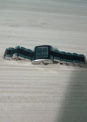 Klasik Siyah Kadın Kol Saati - Görsel 4