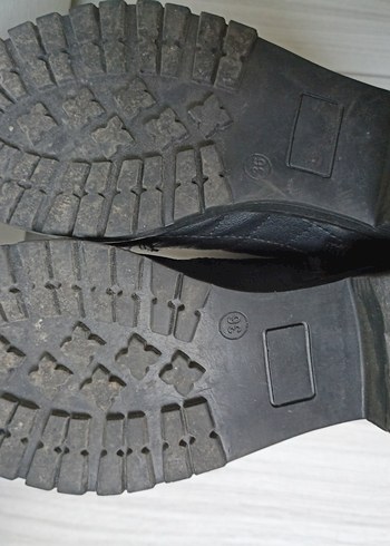 Kadın Siyah Deri Topuklu Bot - Görsel 7