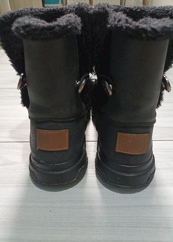 Siyah Kürklü Kadın Dolgu Topuk Bot - Görsel 5