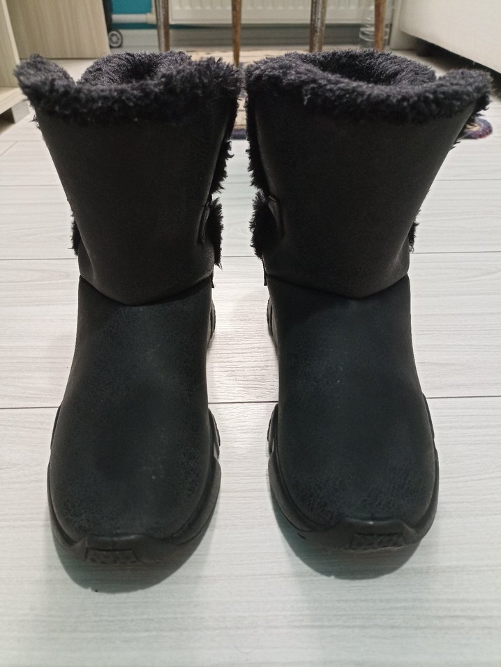 Siyah Kürklü Kadın Dolgu Topuk Bot - Görsel 2