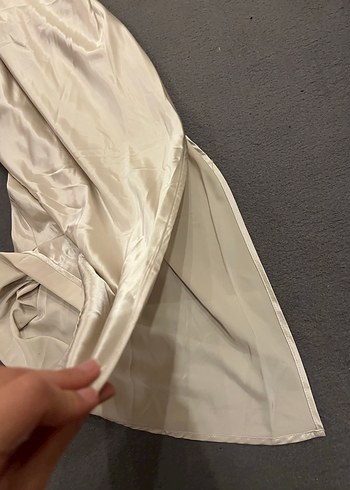 Midi Saten Bej Elbise - Görsel 4