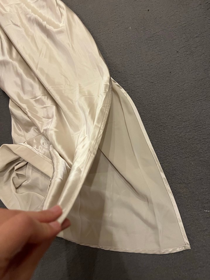 Midi Saten Bej Elbise - Görsel 4