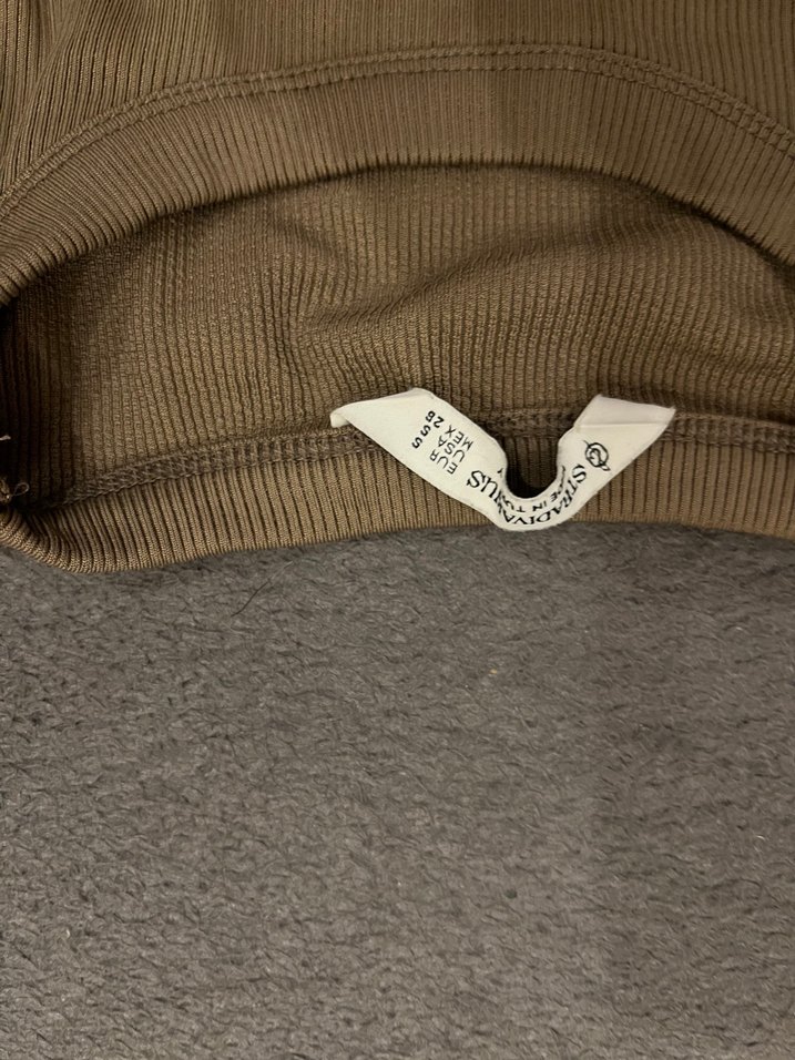 Uzun Kolsuz Elbise - Görsel 2