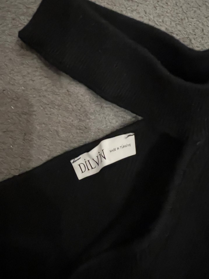 Tek Kollu Boyun Detaylı Triko Elbise - Görsel 5