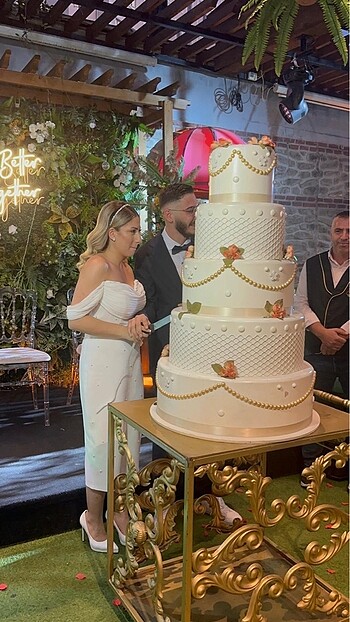 Nişan kıyafeti - Görsel 4