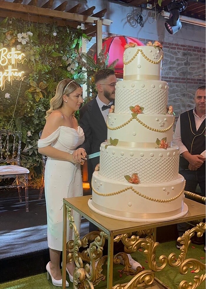 Nişan kıyafeti - Görsel 3