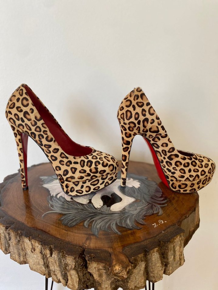 Leopar desenli önden platformlu topuklu ayakkabı. - Görsel 5