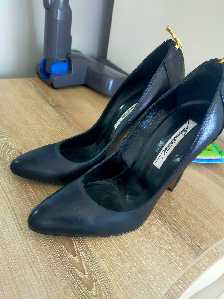 Fermuar detaylı Parisli Stil Stiletto - Görsel 3