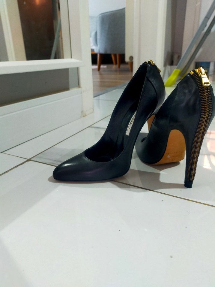 Fermuar detaylı Parisli Stil Stiletto - Görsel 5