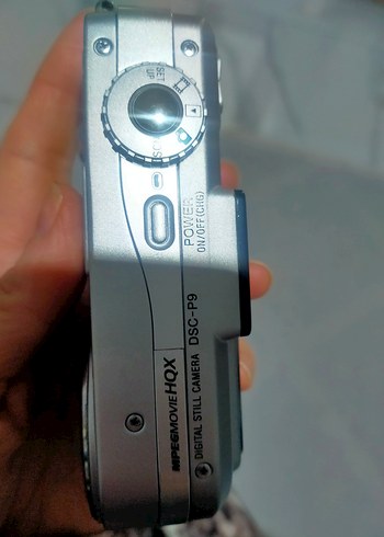 Sony Cybershot Gri Dijital Kamera 4.0 MP - Görsel 4