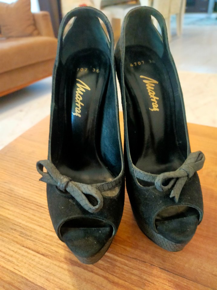 Siyah Tokalı Yüksek Topuklu Ayakkabı - Görsel 4