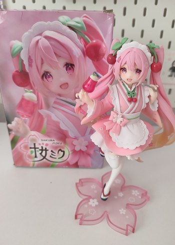 sakura miku figür