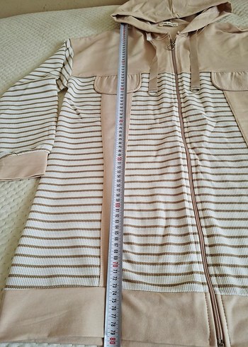 Bej Kapüşonlu takım - Görsel 3