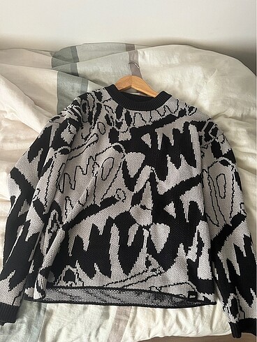 Pull bear sıfır kazak
