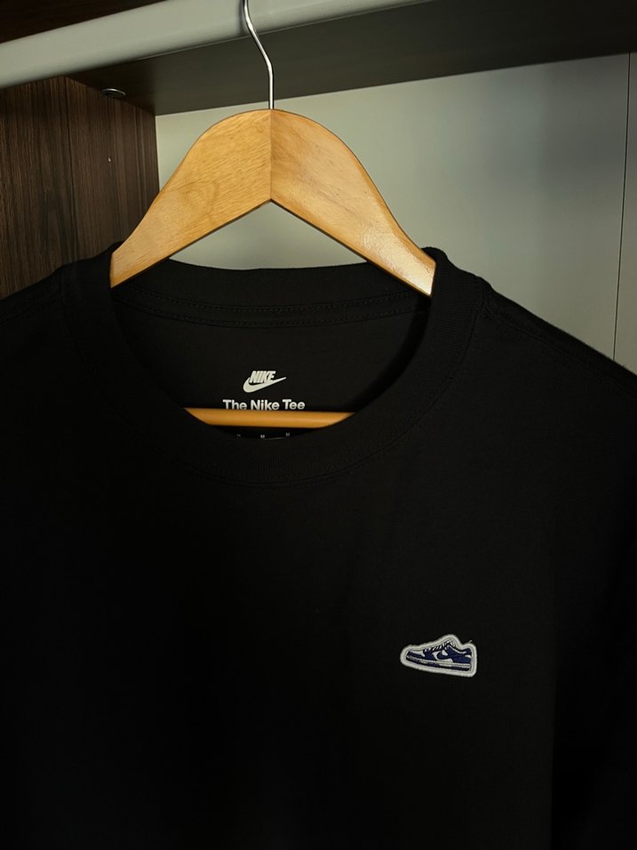 Siyah Nike Minimalist Streetwear Tişört - Görsel 2