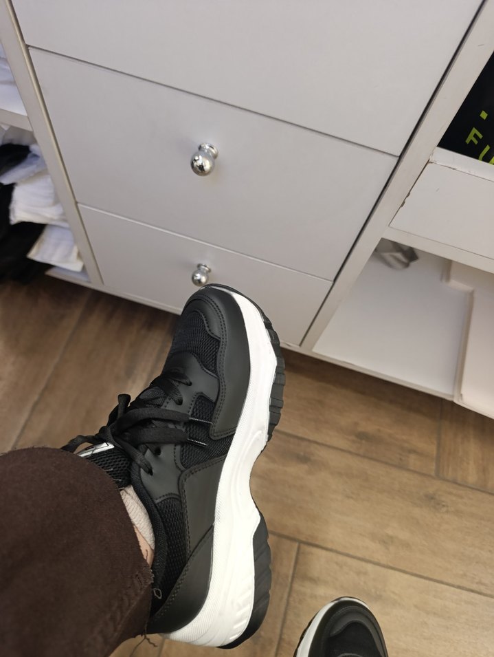 spor ayakkabı - Görsel 4