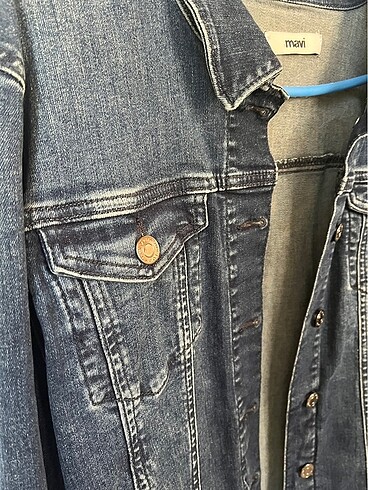 Mavi Jeans Birkaç kez giyildi