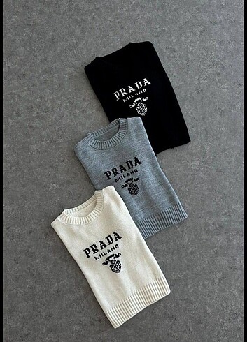 Prada T shirt