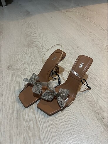 Zara Zara topuklu ayakkabı