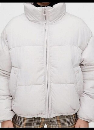 Bershka sisme mont