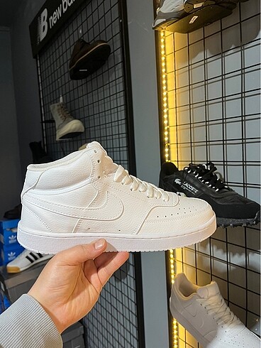Nike Court Vision Yarım Bilekli Spor Ayakkabı