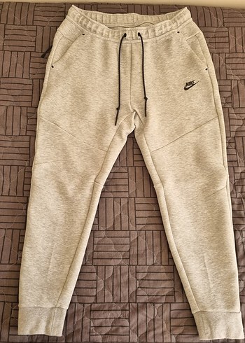 Nike Tech Fleece