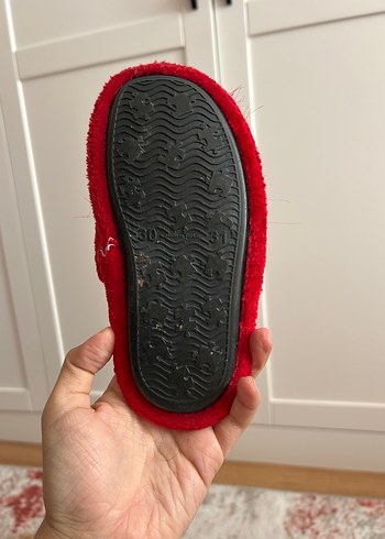 Kız Çocuk Kırmızı Peluş Detaylı Terlik - Görsel 5