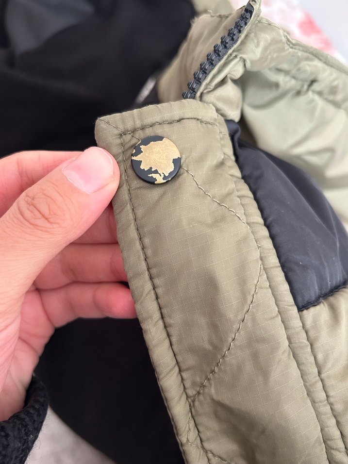 Kapüşonlu Erkek Çocuk Mont - Görsel 4