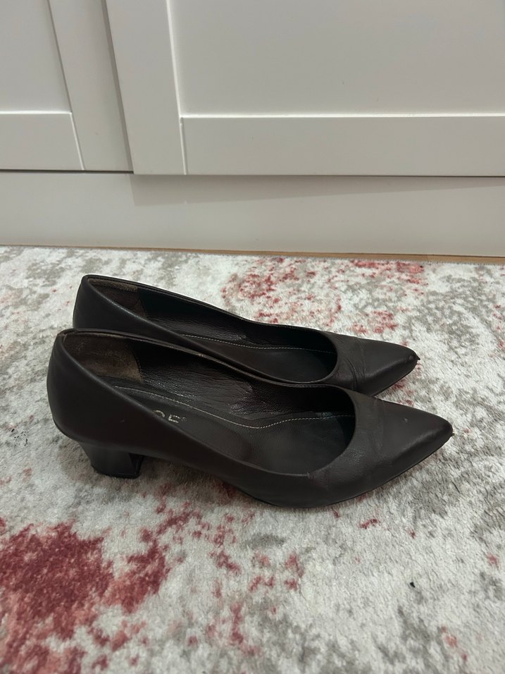 Kahverengi Deri Topuklu Kadın Ayakkabı - Görsel 4