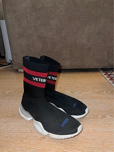 40 Beden Vetements Sneaker