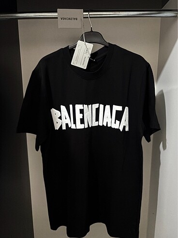 Nuera Wear | Balenciaga T-shirt Siyah