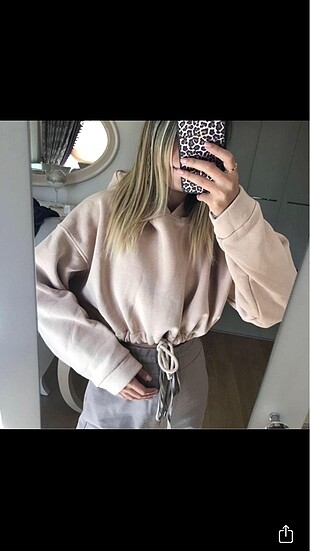 Crop Sweat