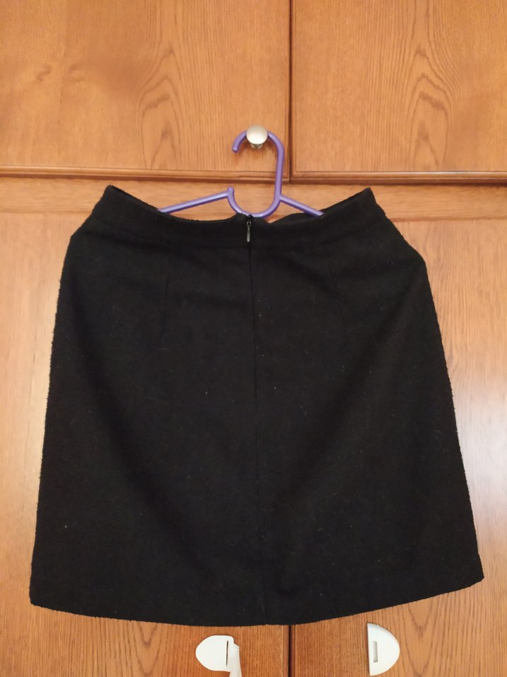 Düğmeli Siyah Yün Midi Etek - Görsel 3