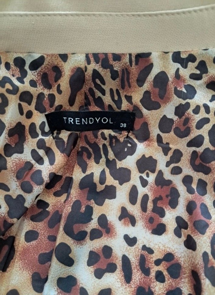 Düğmeli Bej Kadın Blazer Ceket - Görsel 2