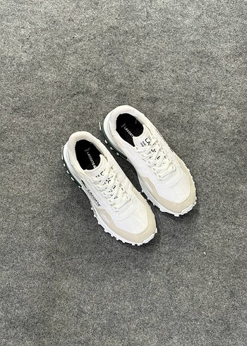 43 Beden Lacoste Beyaz Erkek Spor Ayakkabı
